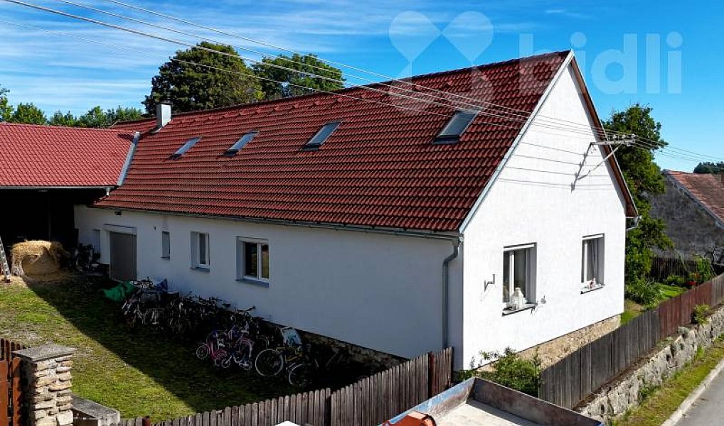 Prodej domu 415 m² s pozemkem 888 m², Kraselov – náhled fotky 2