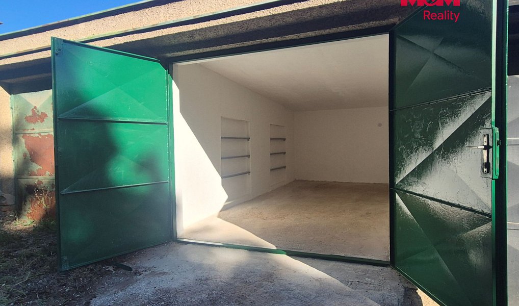 Prodej garáže, 18 m2, Beroun, Beroun – náhled fotky 2