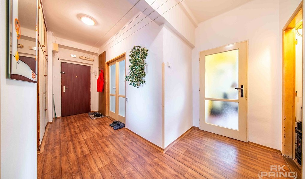 Prodej bytu 3+1 77 m², Praha – náhled fotky 4
