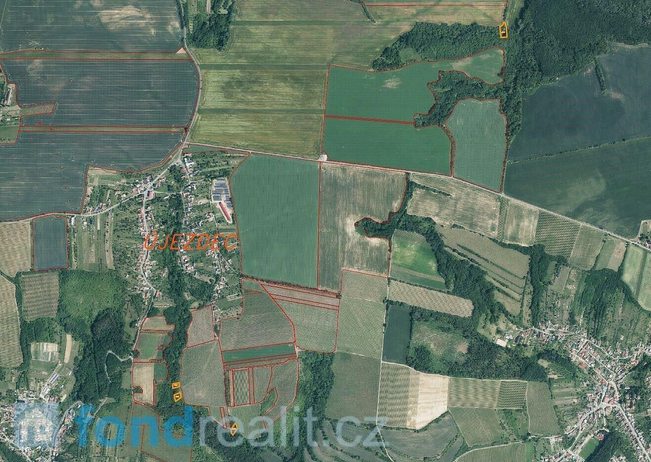 Prodej pozemku 4 351 m² – fotografie 5