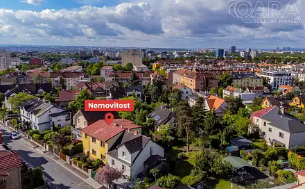 Prodej domu 190 m² s pozemkem 431 m², Šikmá, Praha 3 - Žižkov