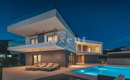 Prodej domu 320 m² s pozemkem 975 m², Split, Chorvatsko