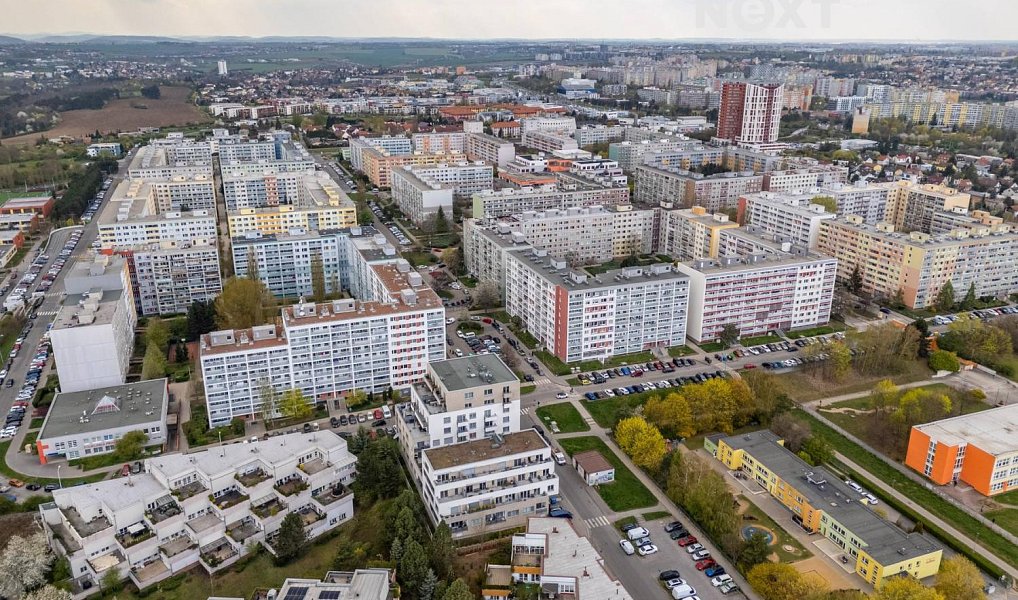 Prodej bytu 3+1 71 m², Praha – náhled fotky 22