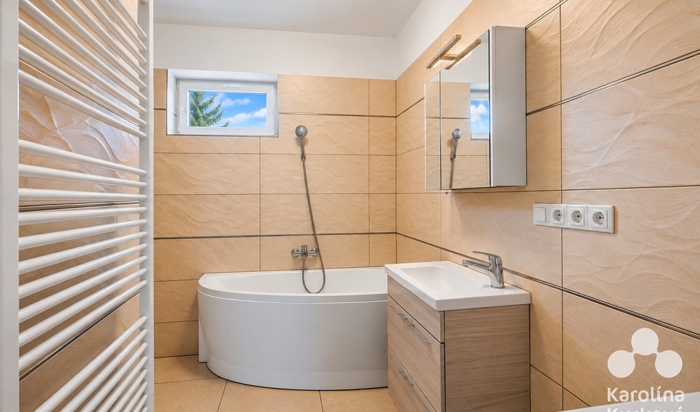 Pronájem bytu 3+1 95 m², Praha – náhled fotky 8