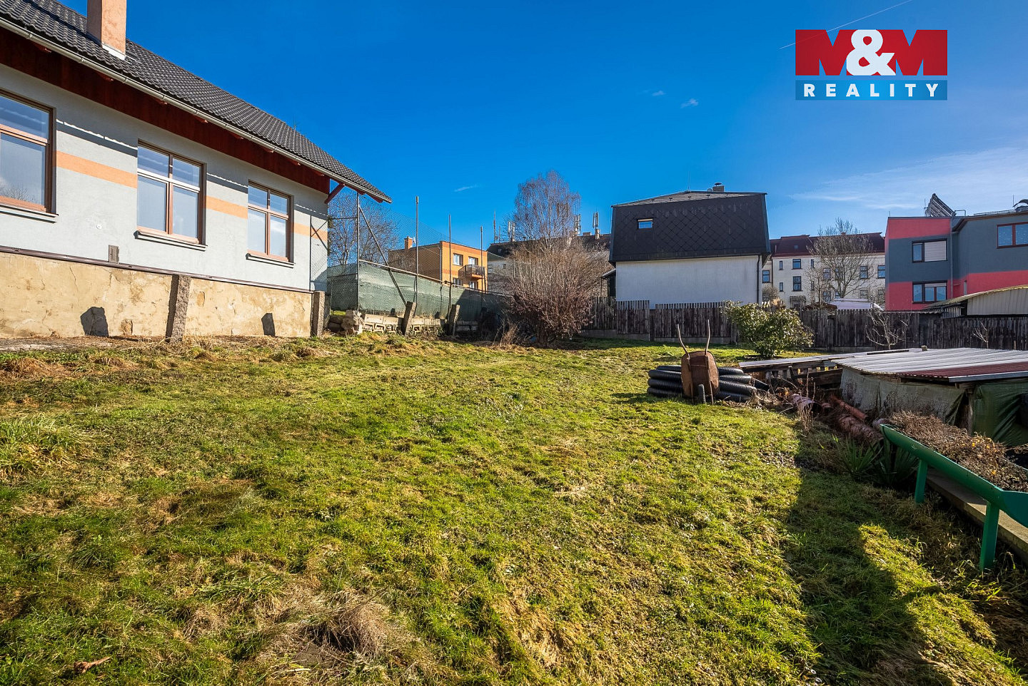 Prodej stavebního pozemku 800 m² — photo 2