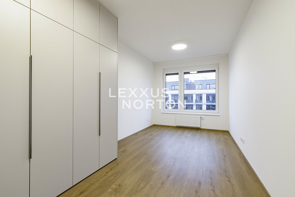 Pronájem bytu 2+kk 57 m² – fotografie 5
