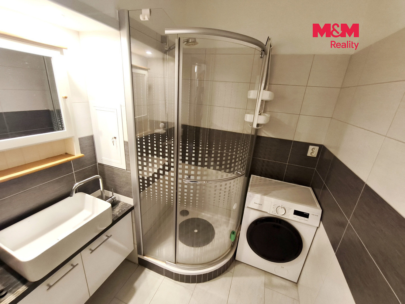 Prodej bytu 2+1 53 m² — photo 2