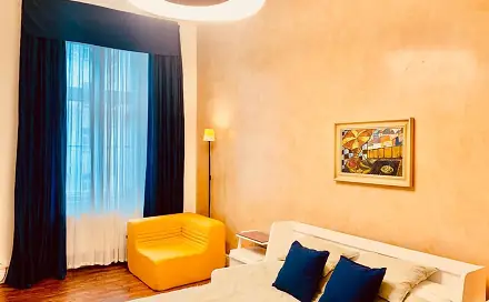 Pronájem bytu 1+1 33 m², Hálkova, Praha 2 - Nové Město
