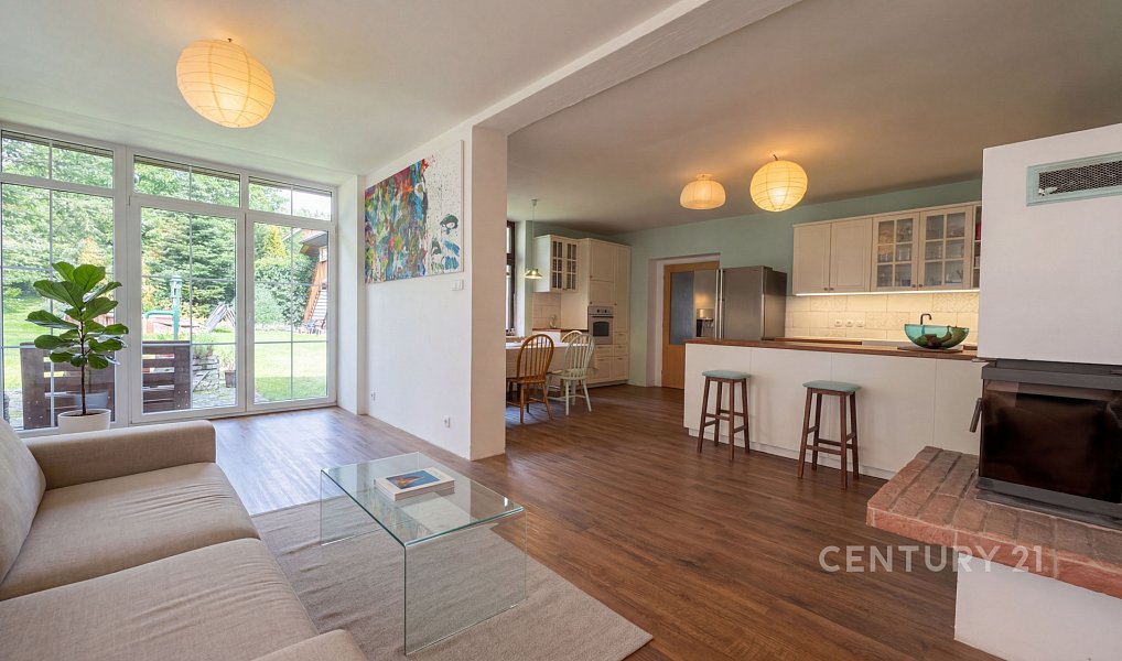 Prodej domu 550 m² s pozemkem 9 910 m², Újezdec – náhled fotky 29