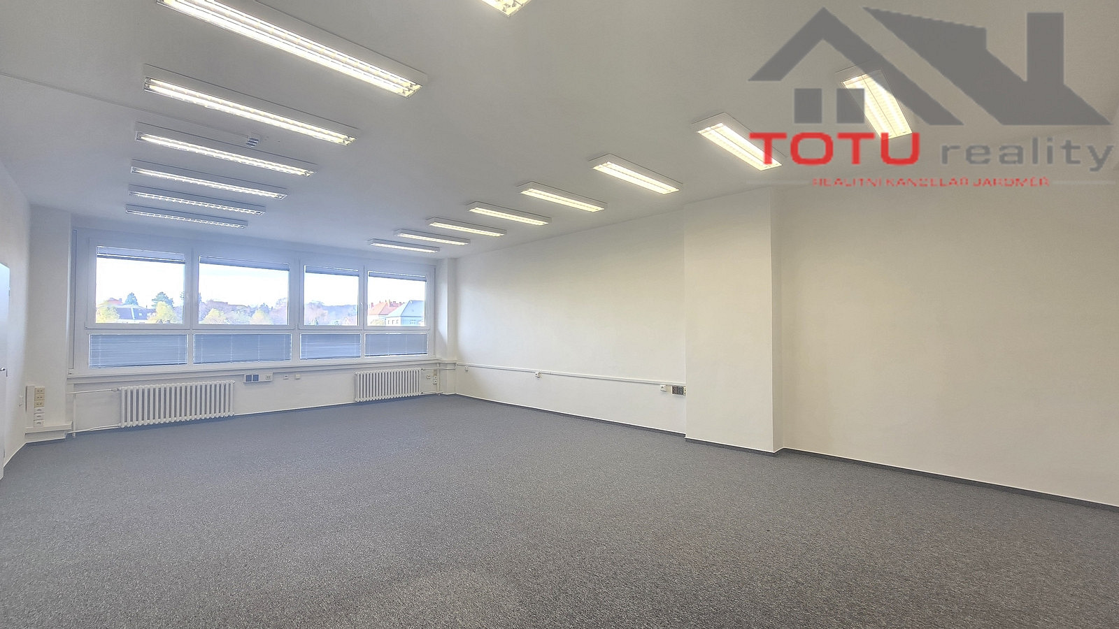 Pronájem kanceláře 62 m² – fotografie 4