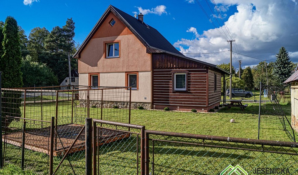 Prodej domu 120 m² s pozemkem 954 m², Stará Červená Voda – náhled fotky 3