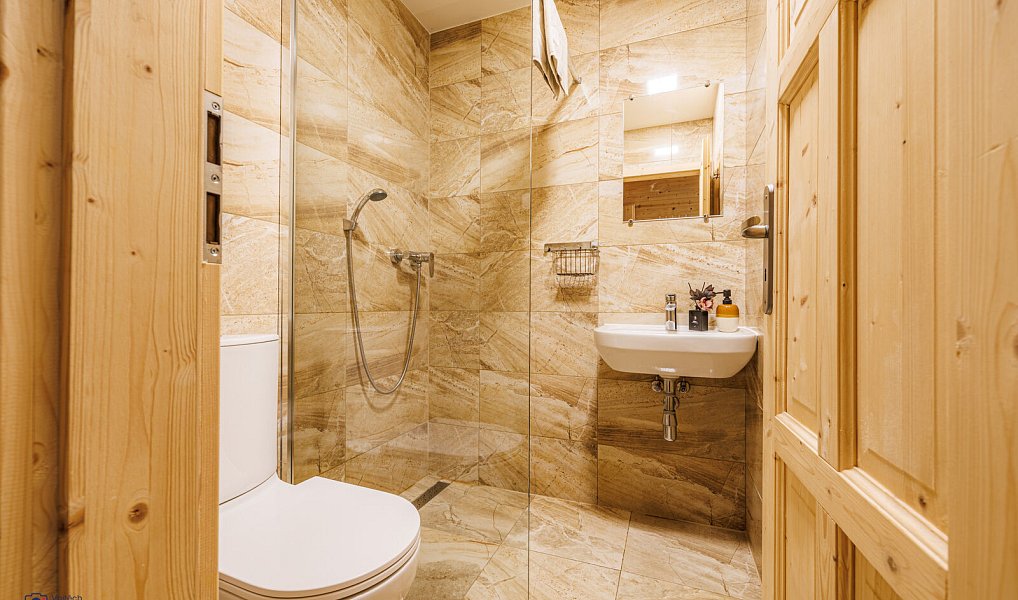 Prodej ubytovacího objektu 685 m², Bílá – náhled fotky 23