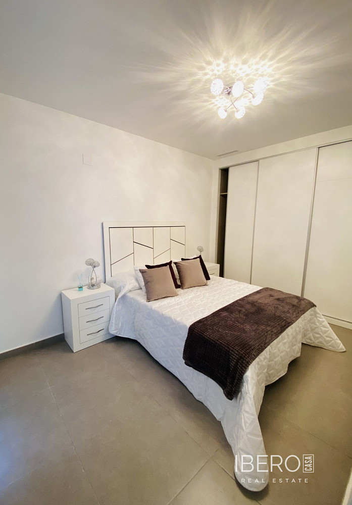 Prodej domu 167 m² s pozemkem 124 m² - Widok 5