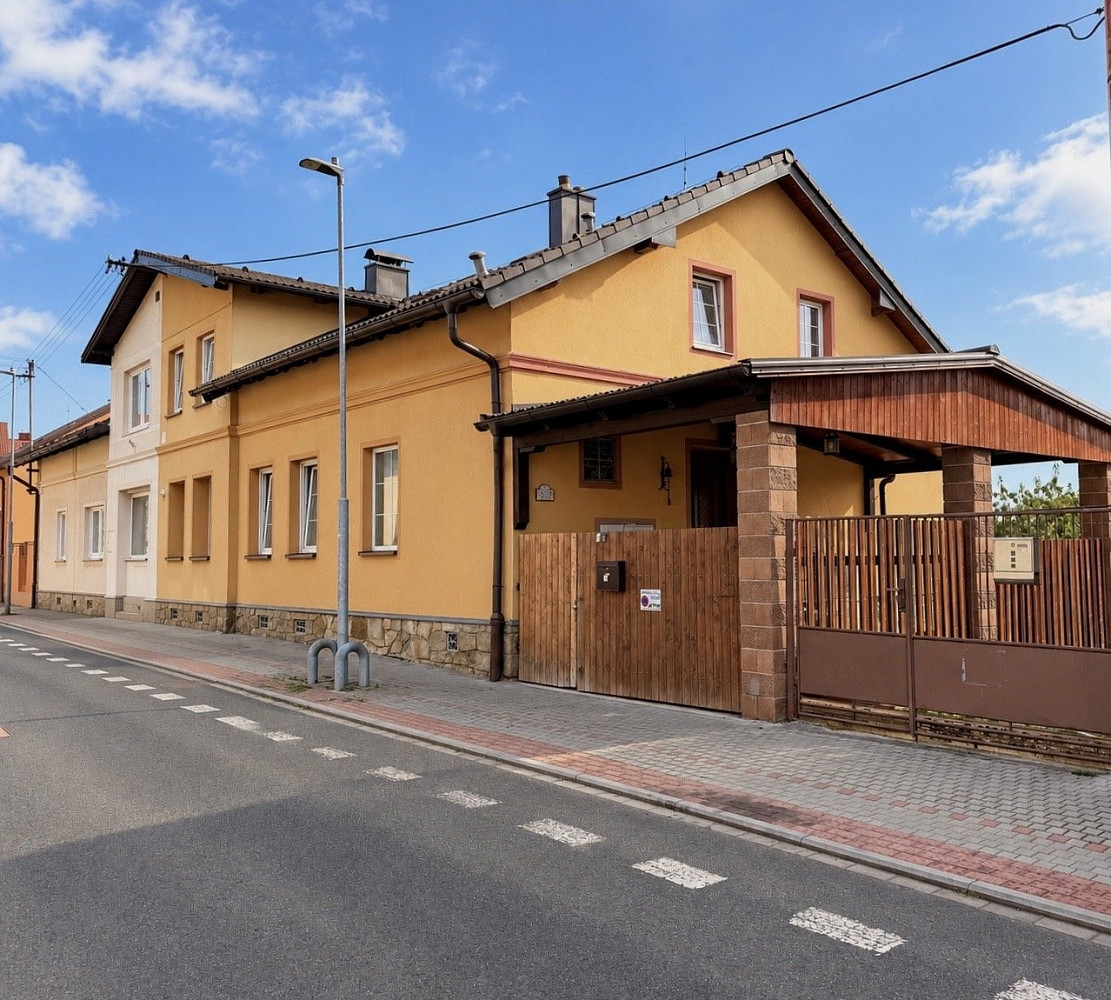Prodej domu 360 m² s pozemkem 641 m²