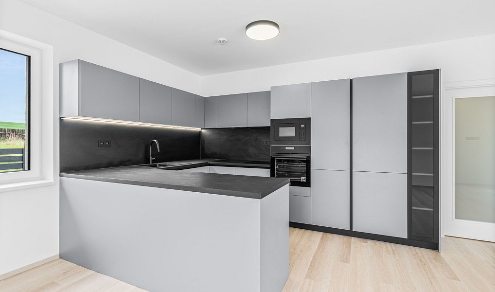 Prodej domu 120 m² s pozemkem 551 m², Líšťany – náhled fotky 8