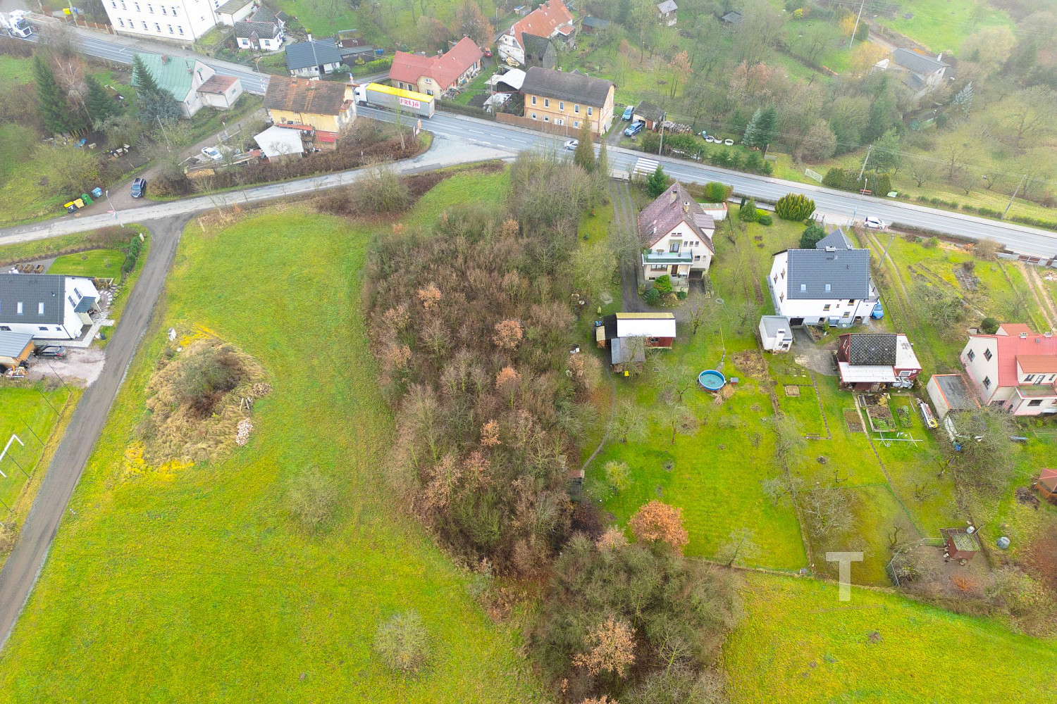 Prodej stavebního pozemku 1 413 m² – fotografie 5