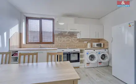 Pronájem bytu 1+kk 10 m², V Ouvoze, Kožlany, okres Plzeň-sever