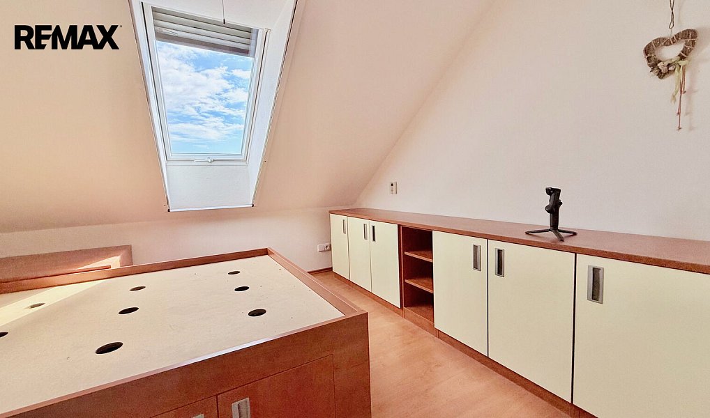 Prodej domu 125 m² s pozemkem 261 m², Suchohrdly – náhled fotky 10