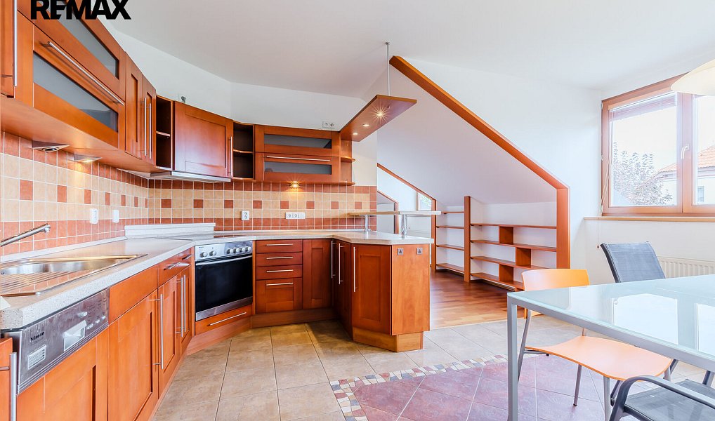 Pronájem bytu 3+kk 126 m², Praha – náhled fotky 7
