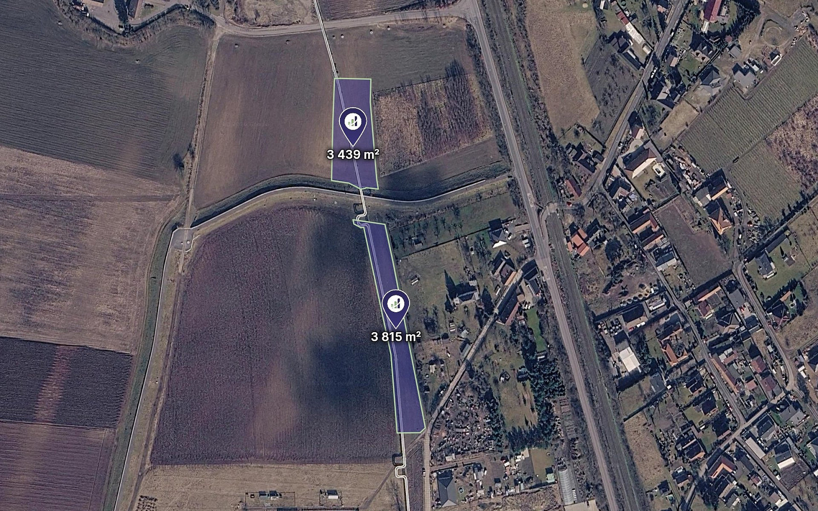 Prodej pole 2 451 m²