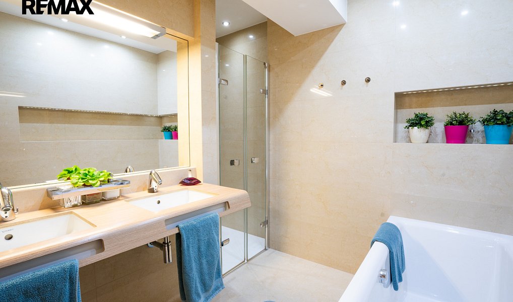 Prodej domu 290 m² s pozemkem 251 m², Kyjov – náhled fotky 12