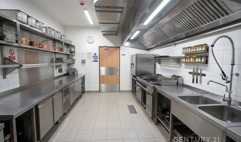 Prodej domu 178 m² s pozemkem 303 m², Louny – náhled fotky 22