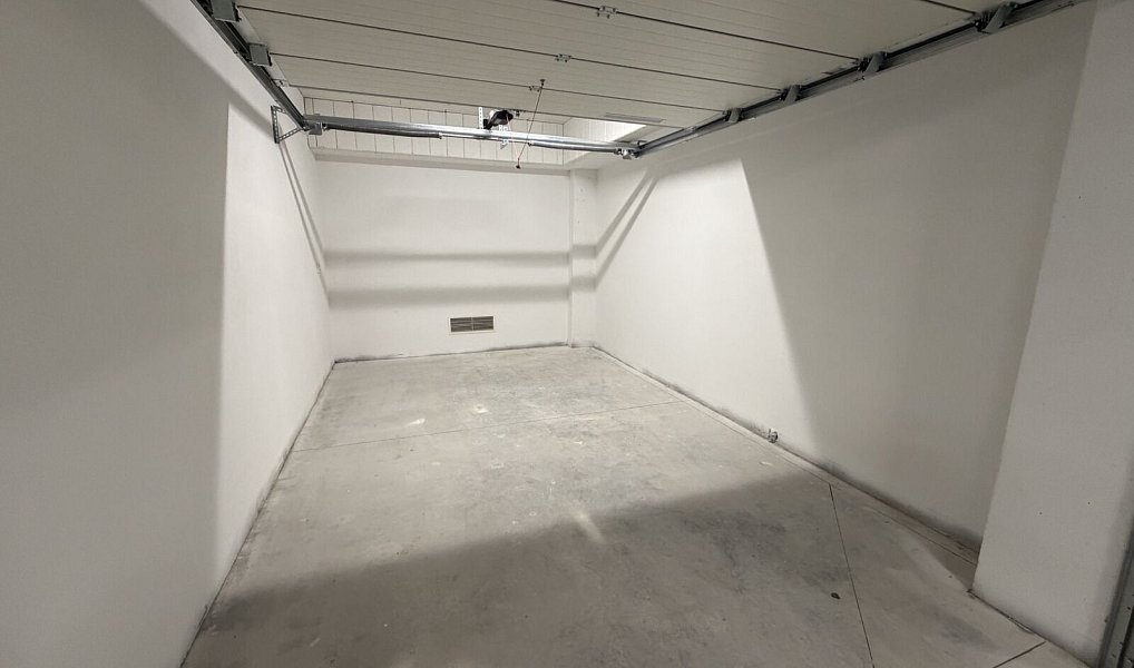Pronájem nové garáže 21,69m2, Lnářská ul. Humpolec, Humpolec – náhled fotky 8