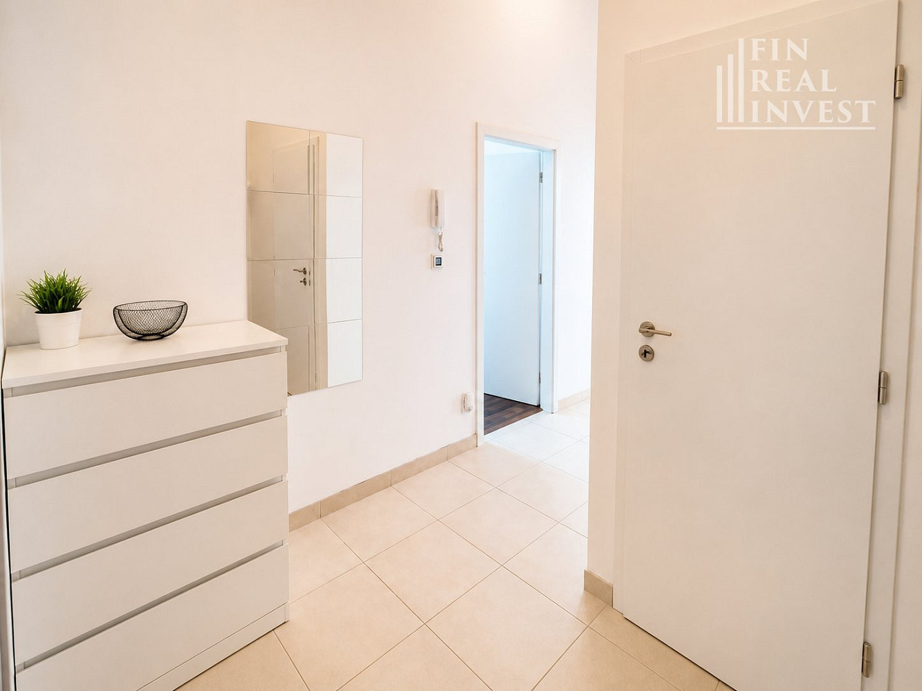 Prodej bytu 2+kk 52 m² — photo 3