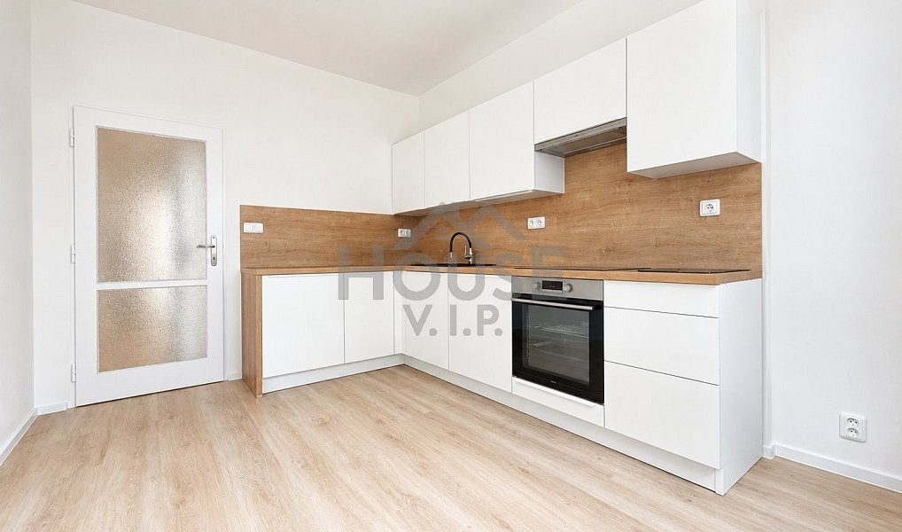 Prodej bytu 3+1 66 m², Praha – náhled fotky 6