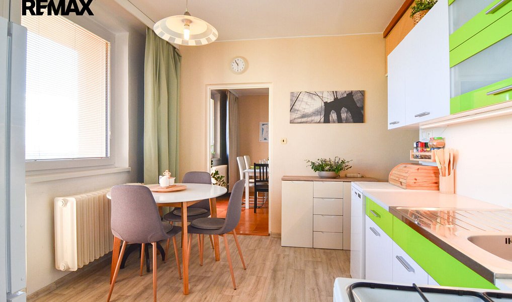 Prodej bytu 3+1 70 m², Břeclav – náhled fotky 3