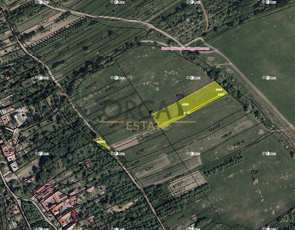 Prodej pole 3 529 m²
