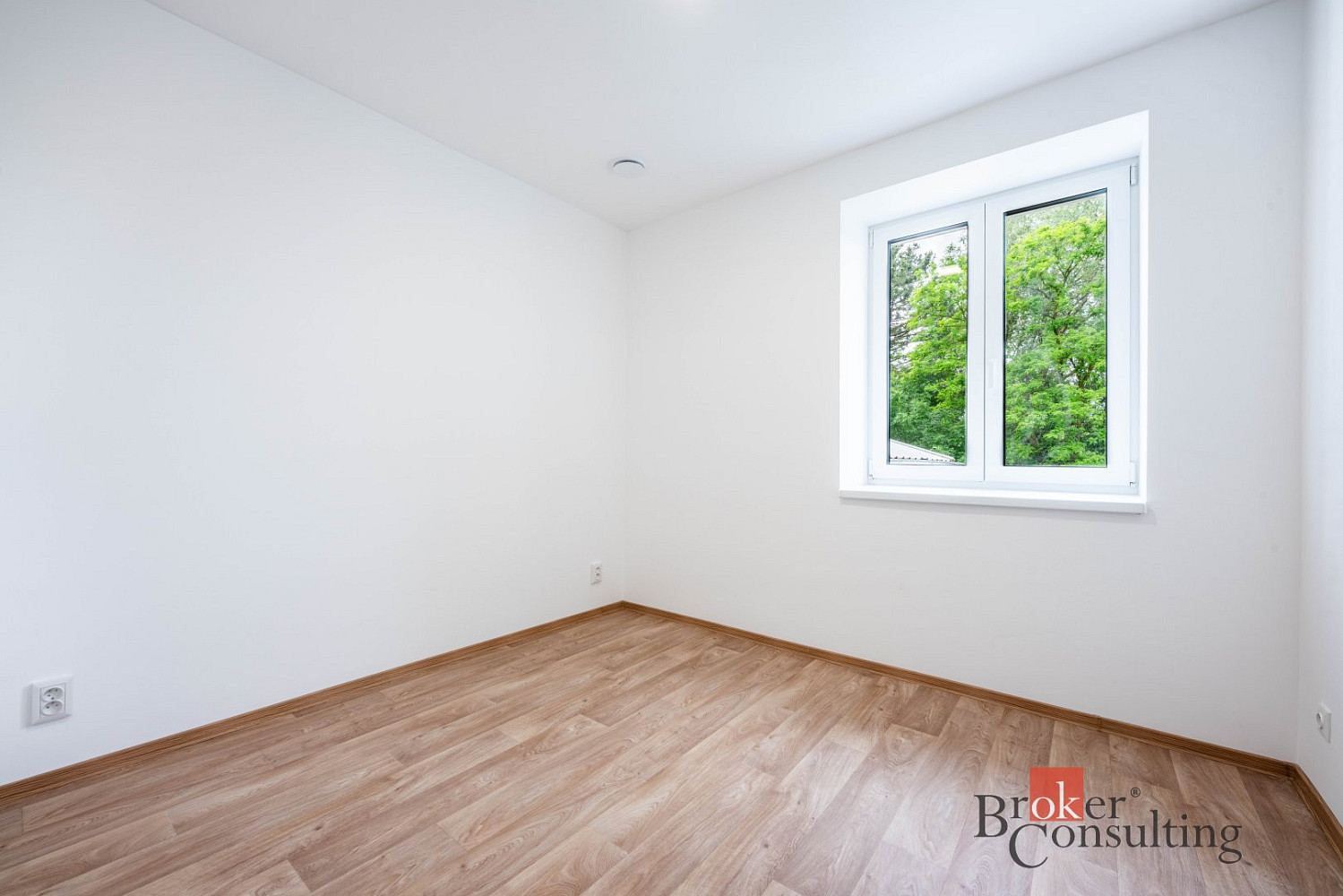 Pronájem bytu 2+kk 45 m² — photo 3
