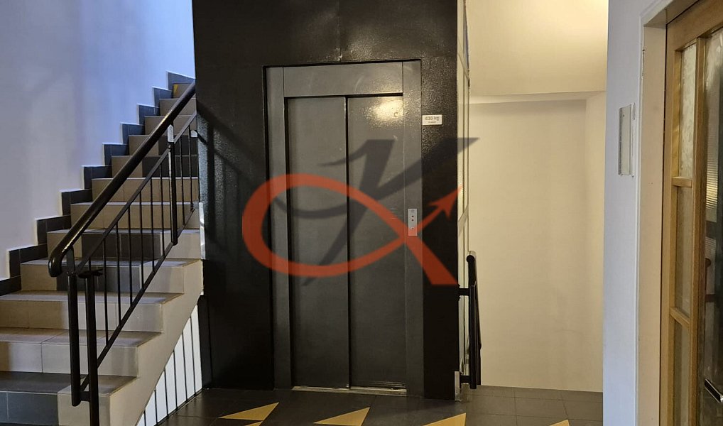 Pronájem kanceláře 56 m², Rožnov pod Radhoštěm – náhled fotky 3