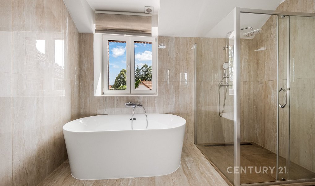 Prodej domu 189 m² s pozemkem 1 054 m², Horoušany – náhled fotky 15