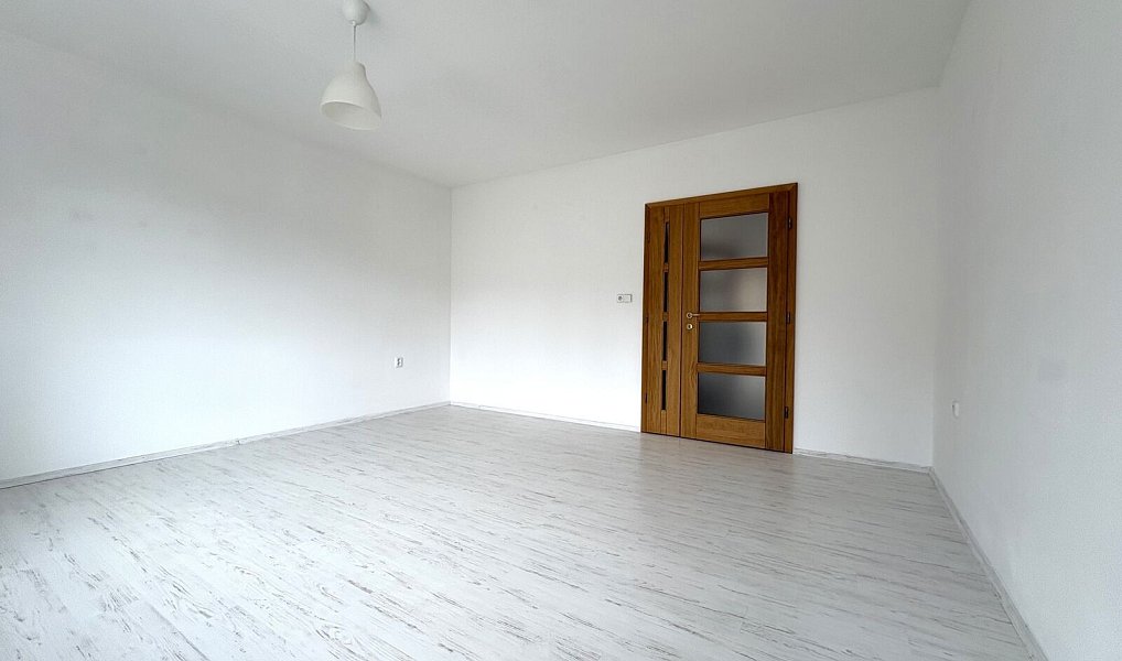 Pronájem bytu 4+1 130 m², Vimperk – náhled fotky 14