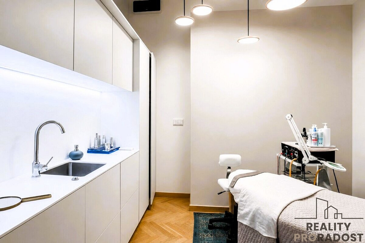 Pronájem obchodních prostor 68 m² – fotografie 3