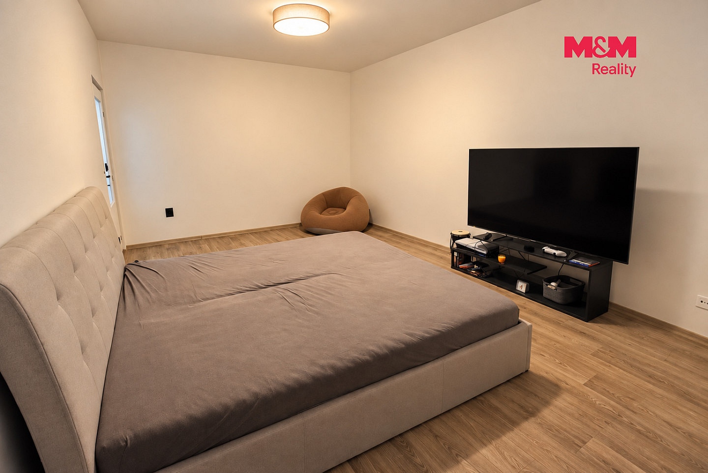 Pronájem bytu 2+1 60 m² – fotografie 4