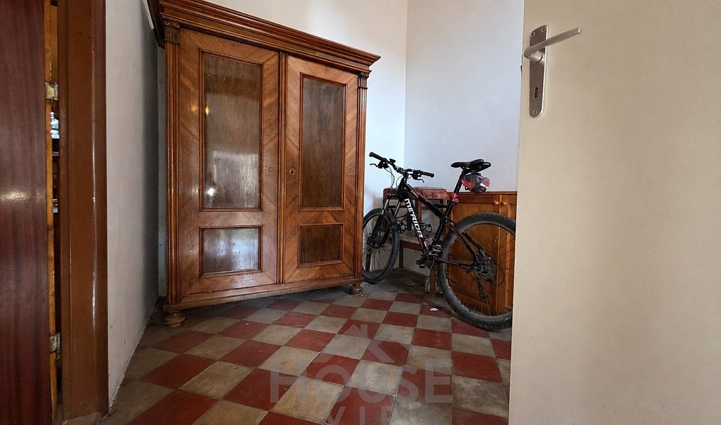 Prodej domu 275 m² s pozemkem 739 m², Praha – náhled fotky 3