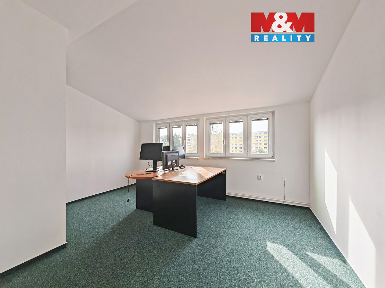 Pronájem kanceláře 64 m²