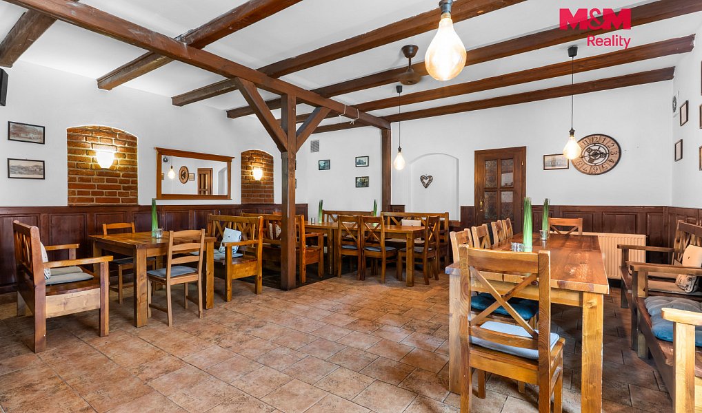 Prodej ubytovacího objektu 600 m², Lomnice nad Popelkou – náhled fotky 17
