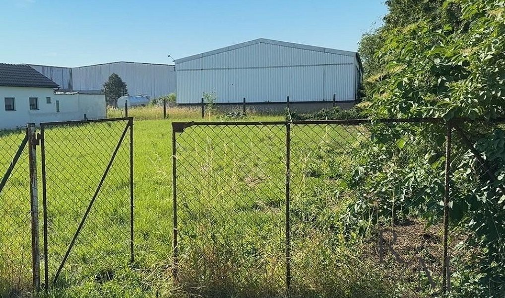 Prodej stavebního pozemku 1 047 m², Dub nad Moravou – náhled fotky 2