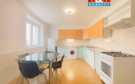 Pronájem bytu 2+1 54 m², Štefánikova, Zlín