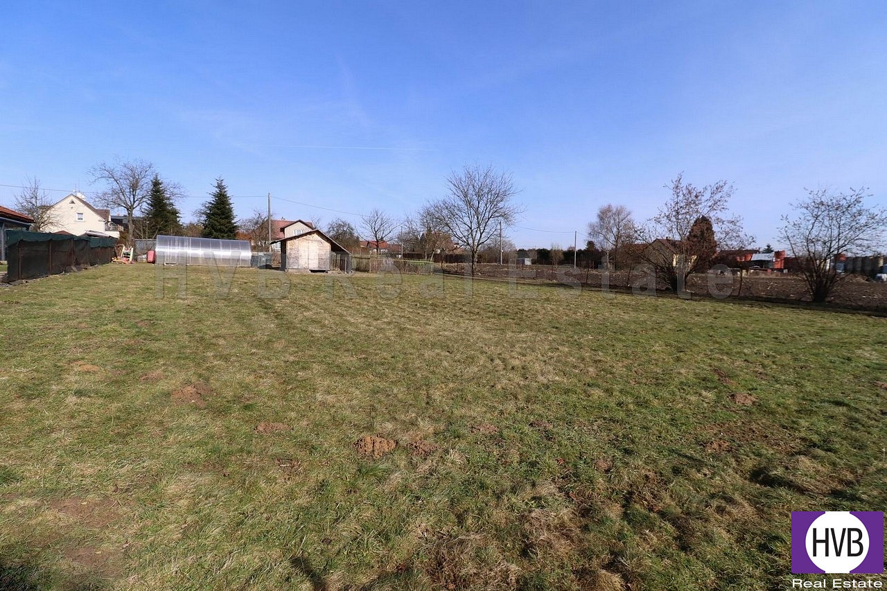 Prodej stavebního pozemku 1 299 m²