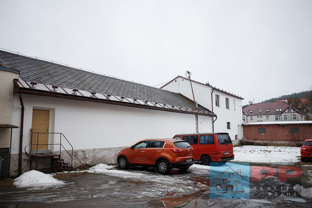 Prodej komerčního objektu (jiného typu) 264 m² – fotografie 2