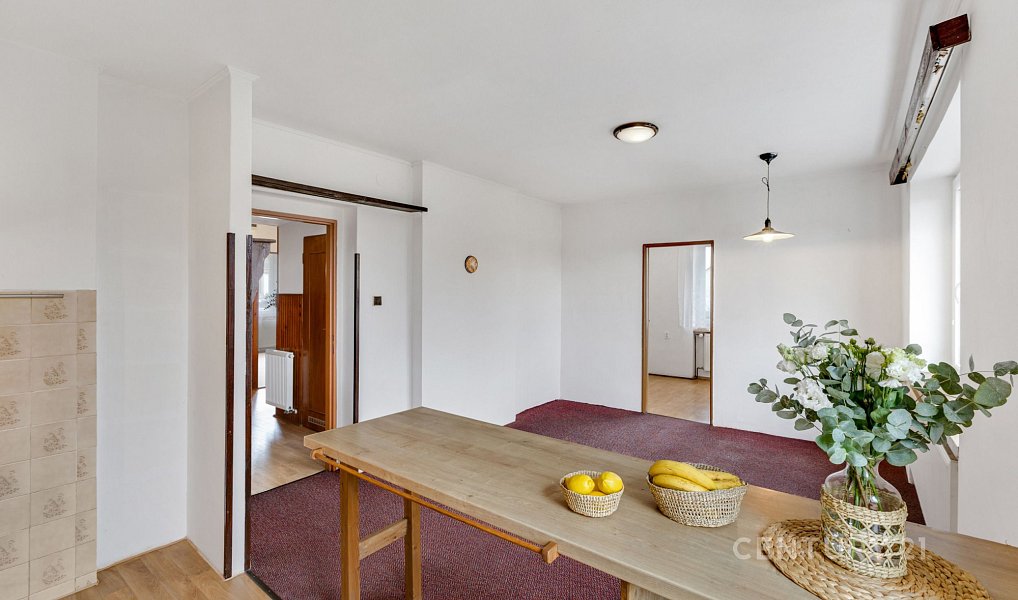 Prodej bytu 4+kk 87 m², Velké Popovice – náhled fotky 11
