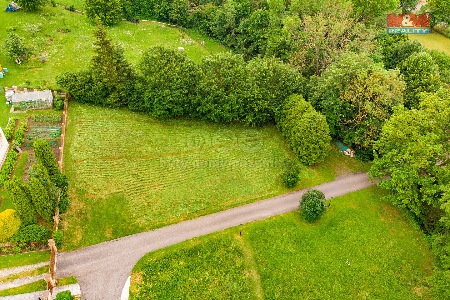 Prodej louky 877 m² – fotografie 2