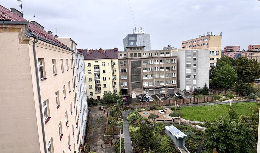 Pronájem bytu 2+1 46 m², Praha – náhled fotky 12