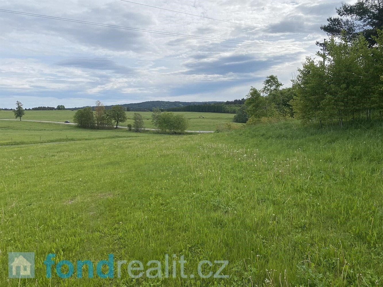 Prodej stavebního pozemku 852 m² – fotografie 4