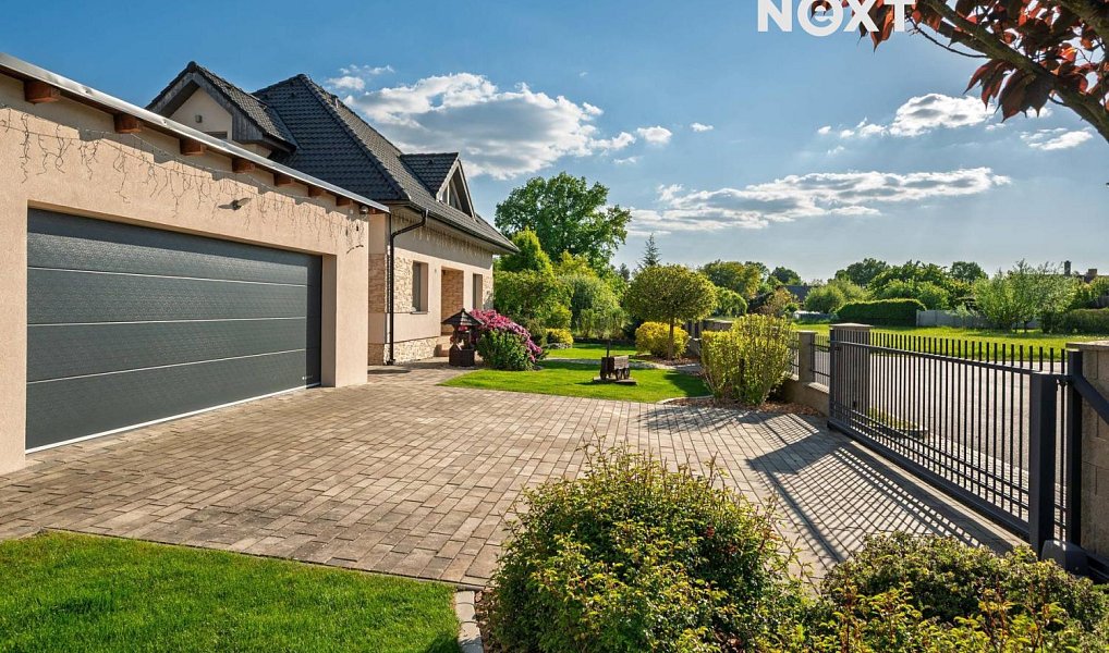 Prodej domu 188 m² s pozemkem 1 936 m², Kněžmost – náhled fotky 7