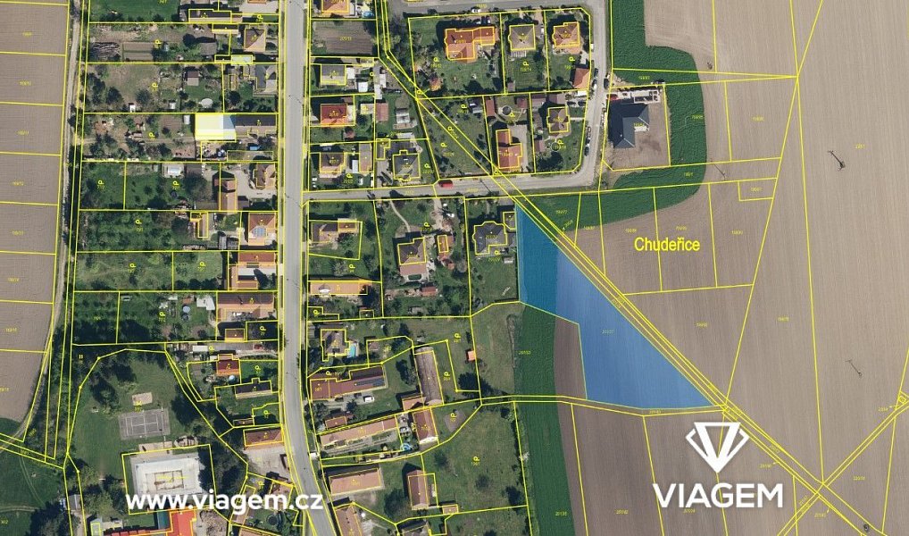 Prodej pole 1 700 m², Chudeřice – náhled fotky 2